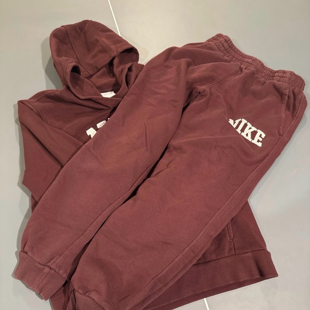 Nike Kids Burgundy Jogger Set